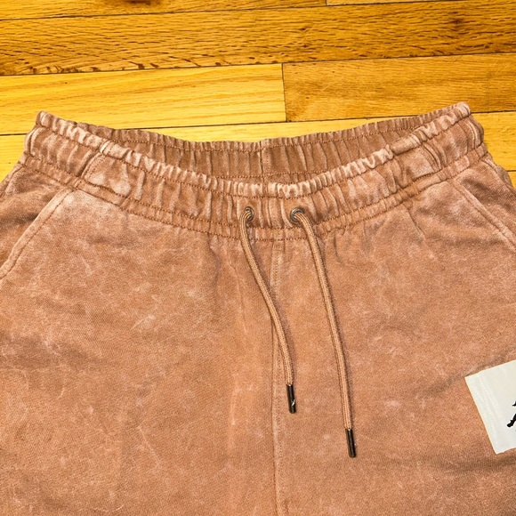 Jordan Sweatpants - Picture 3 of 6